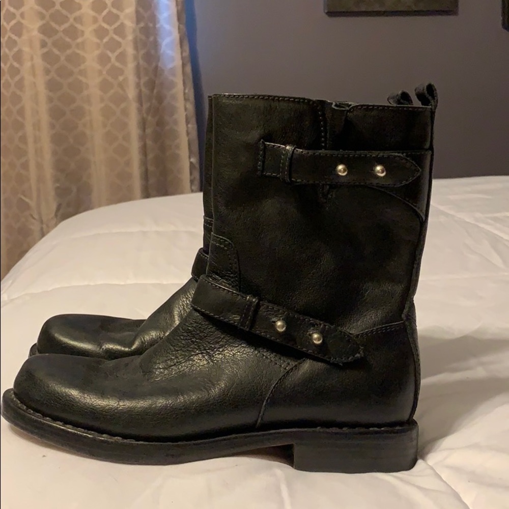 Rag n Bone Black Leather Moto Boot Size 7.  Worn, but in great condition.